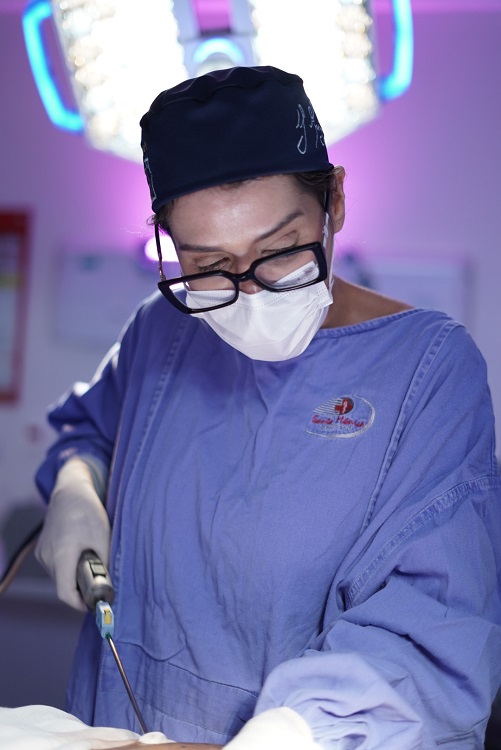 DRA. TALIANA MACHARET